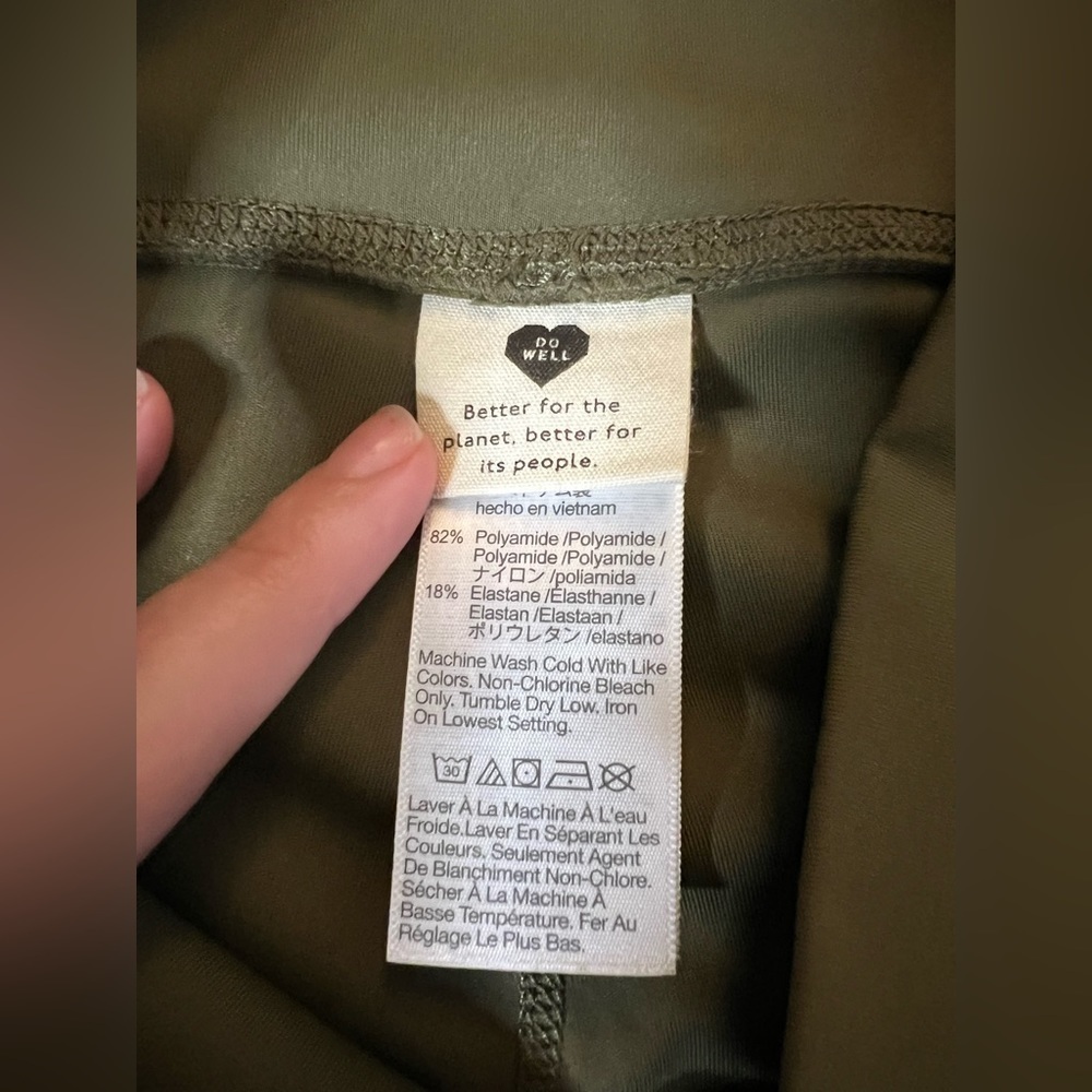 MWL by Madewell Form High-Rise 7" Biker Shorts in Kale Green Medium - Picture 7 of 14
